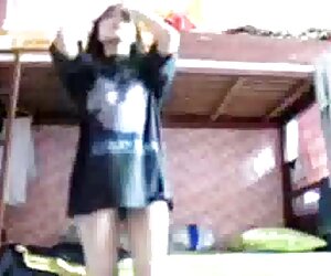 Áo ngày sex vú to vietsub kelly màu xanh