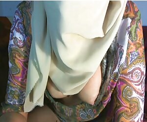Nhận vòi nước vietsub jav hd của bạn ra ngoài và hãy để tôi hút nó JOI